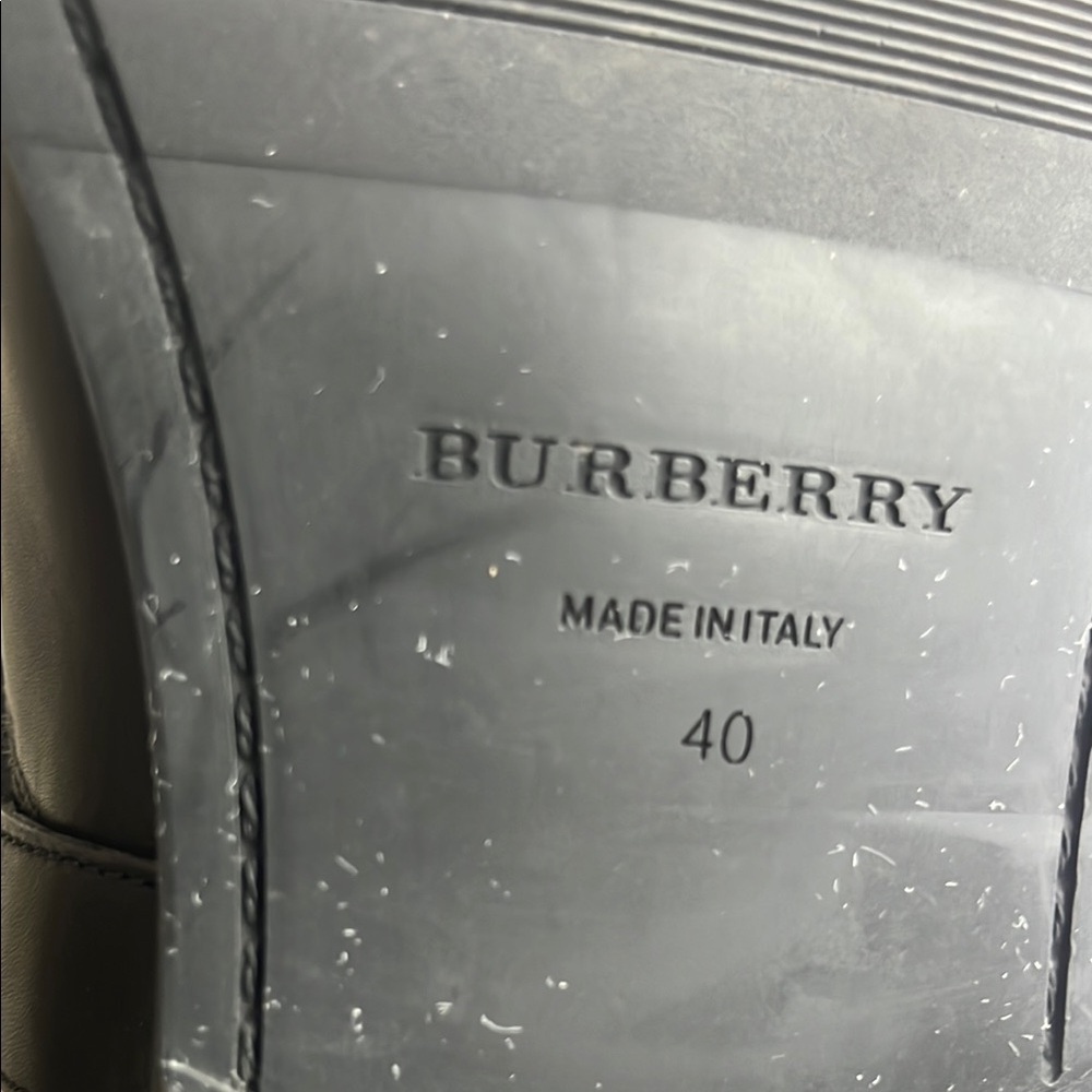 Burberry Queenstead Nova Check Leather Ankle Boots - Picture 3 of 4